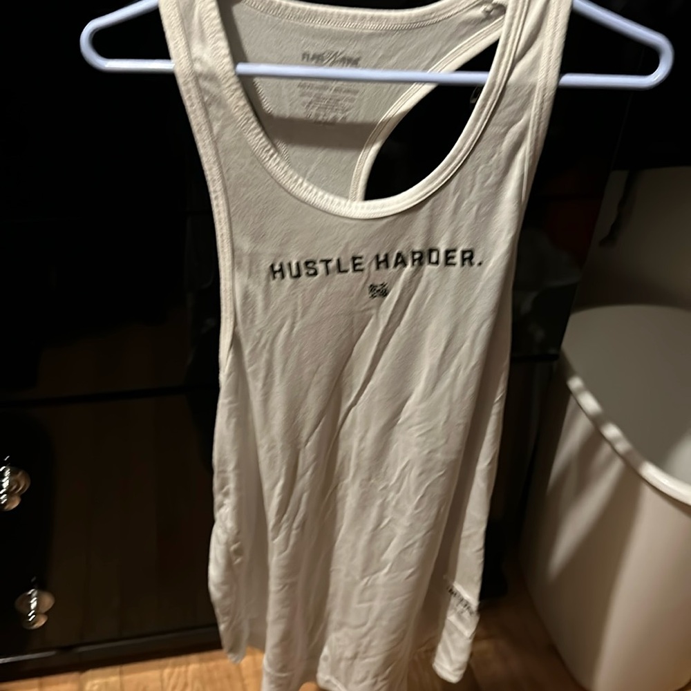 Flag nor fail tank
